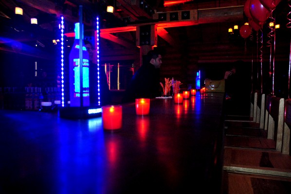 L apres Opening Christmas BASH